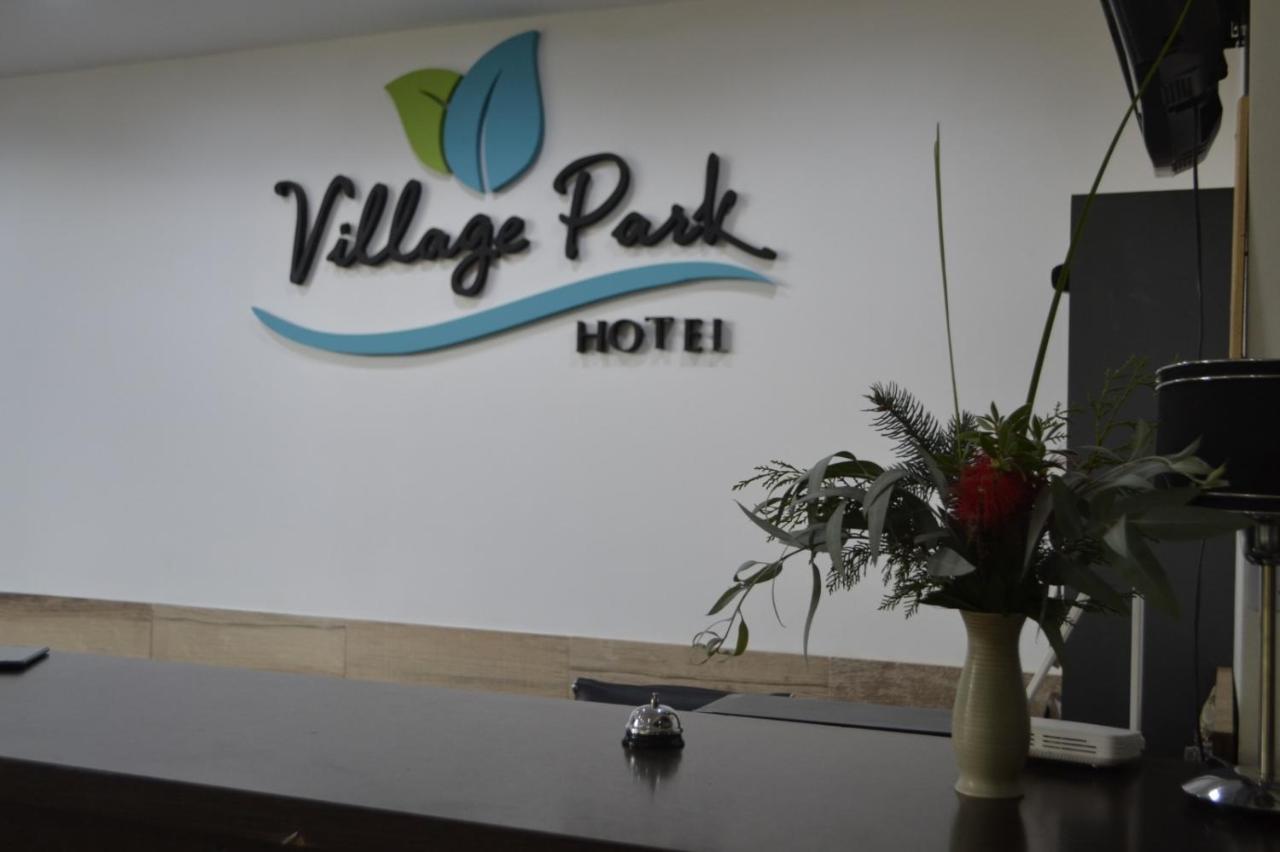 טנדיל Village Park מראה חיצוני תמונה